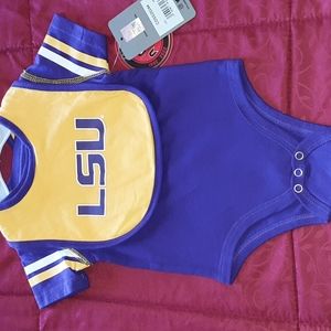 Colosseum onesy 3-6 month.